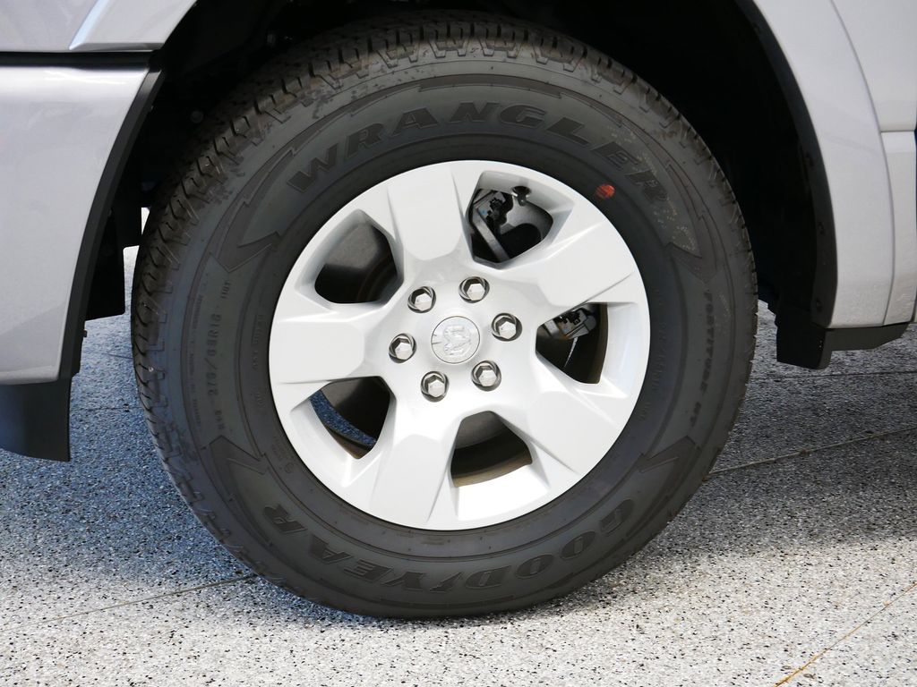 Thumbnail: 2025 RAM 1500 - 45