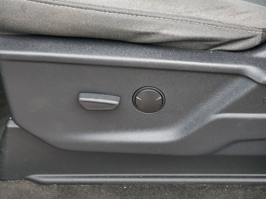 Thumbnail: 2022 Ford F-150 - 4