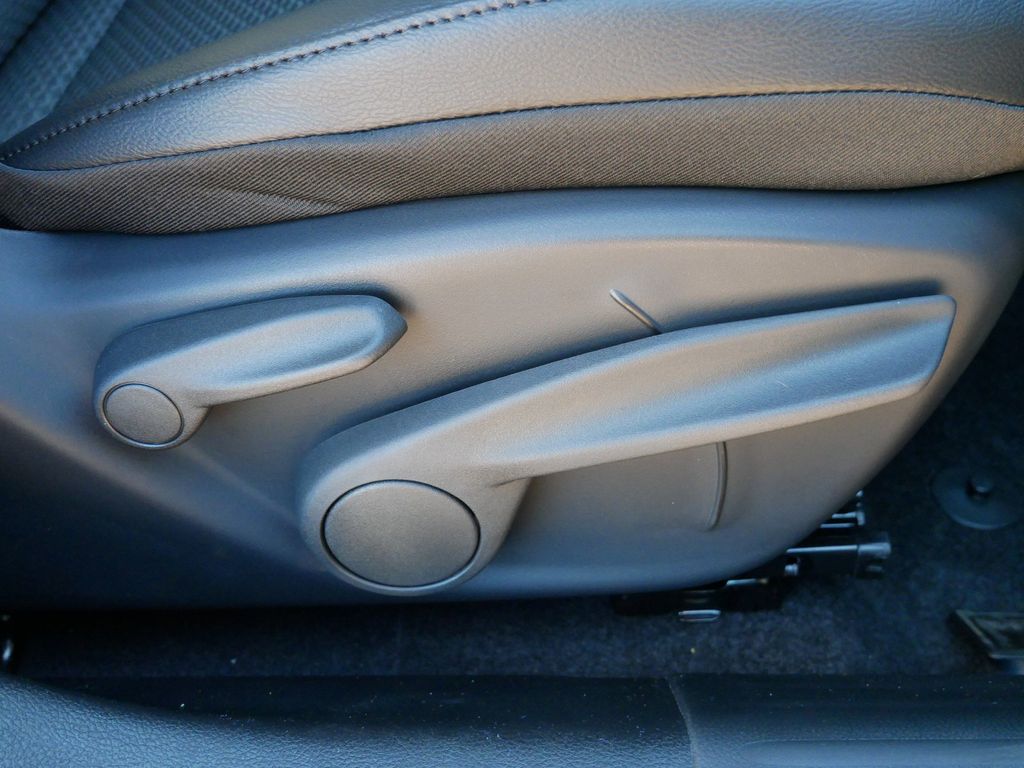 Thumbnail: 2026 Jeep Compass - 22