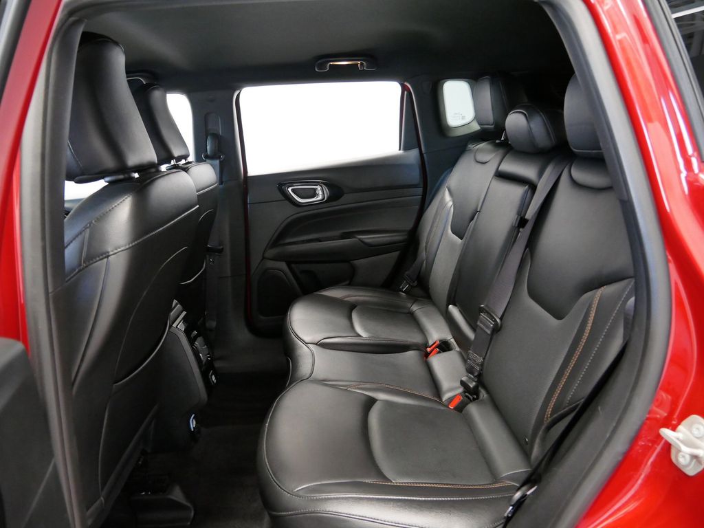 Thumbnail: 2023 Jeep Compass - 9