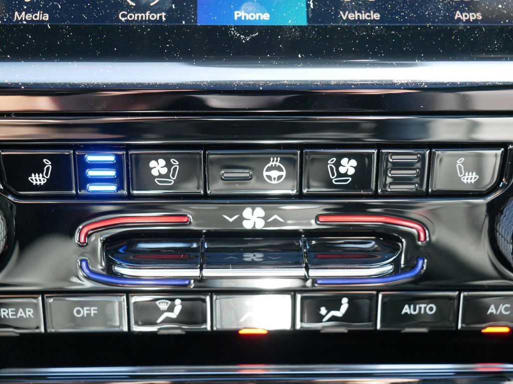 2025 Jeep Grand Cherokee L Limited Edition 48
