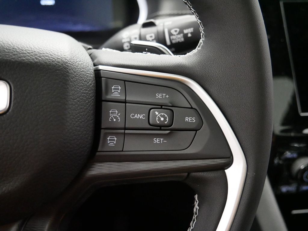 Thumbnail: 2025 Jeep Grand Cherokee - 27