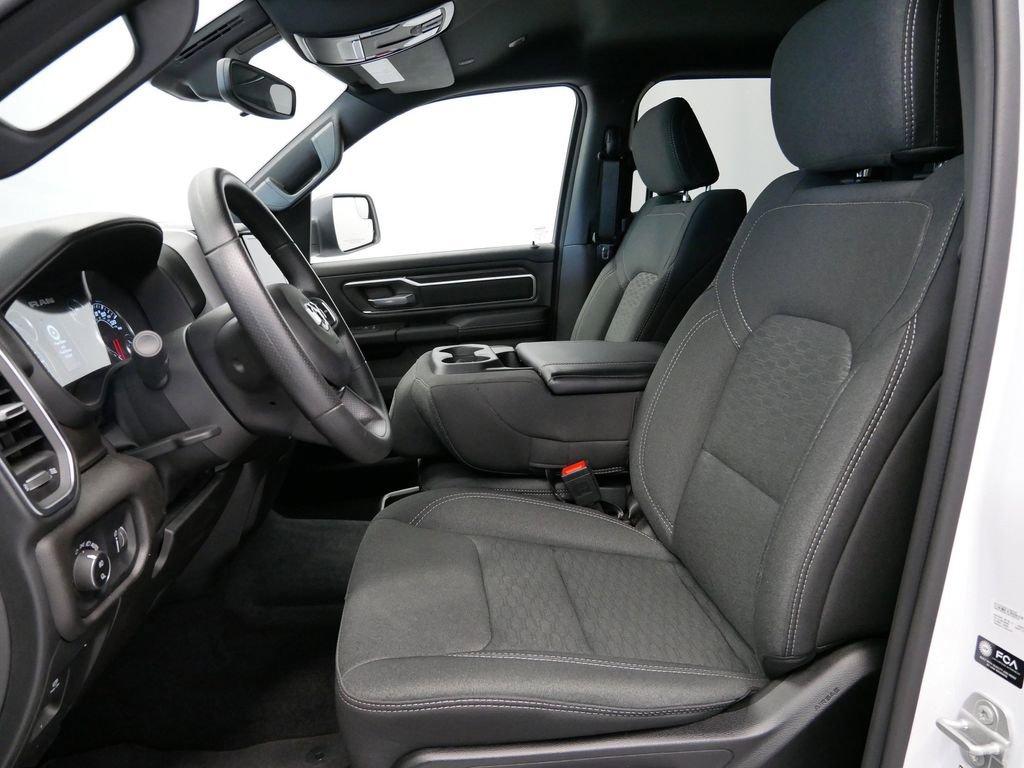 Thumbnail: 2025 RAM 1500 - 3