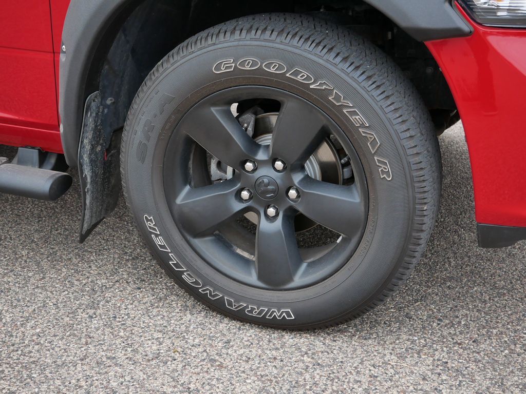 Thumbnail: 2022 RAM 1500 Classic - 14