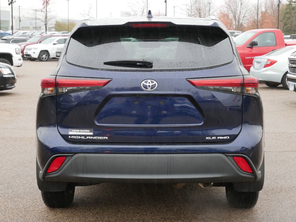 Thumbnail: 2021 Toyota Highlander - 12