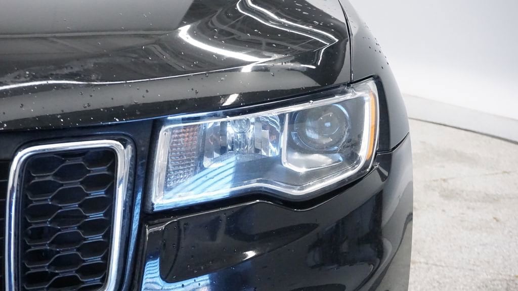 Thumbnail: 2017 Jeep Grand Cherokee - 12