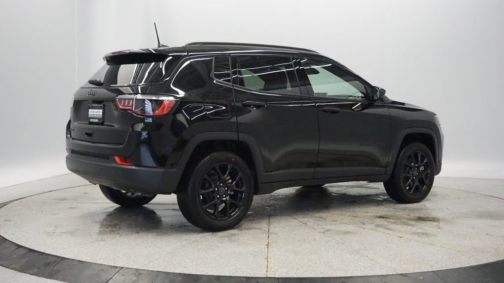 Thumbnail: 2026 Jeep Compass - 9