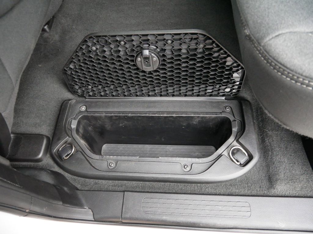 Thumbnail: 2021 RAM 1500 - 11