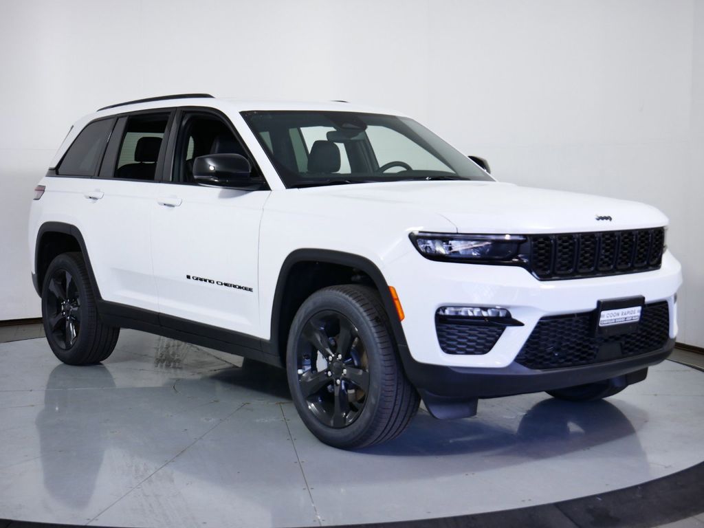 Thumbnail: 2025 Jeep Grand Cherokee - 2