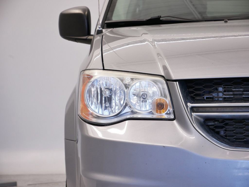 Thumbnail: 2013 Dodge Grand Caravan - 13
