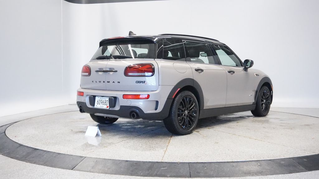 Thumbnail: 2022 MINI Cooper Clubman - 10