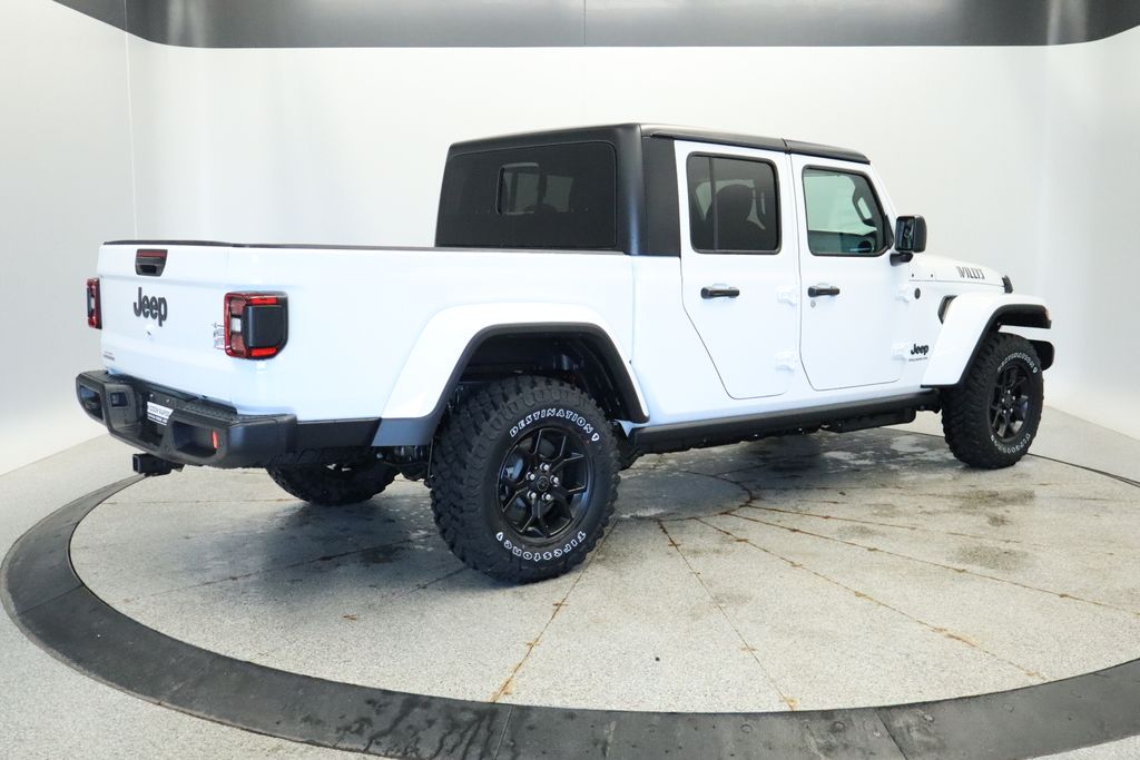 Thumbnail: 2026 Jeep Gladiator - 6