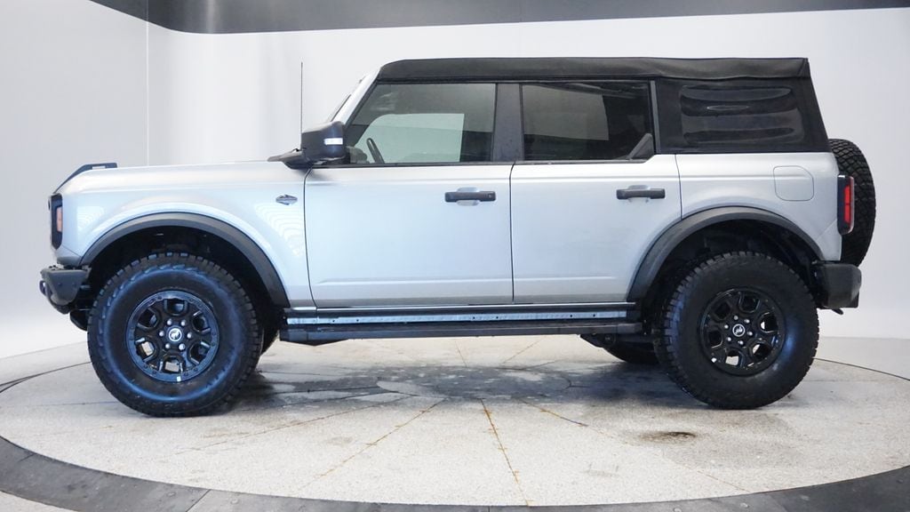 Thumbnail: 2023 Ford Bronco - 3