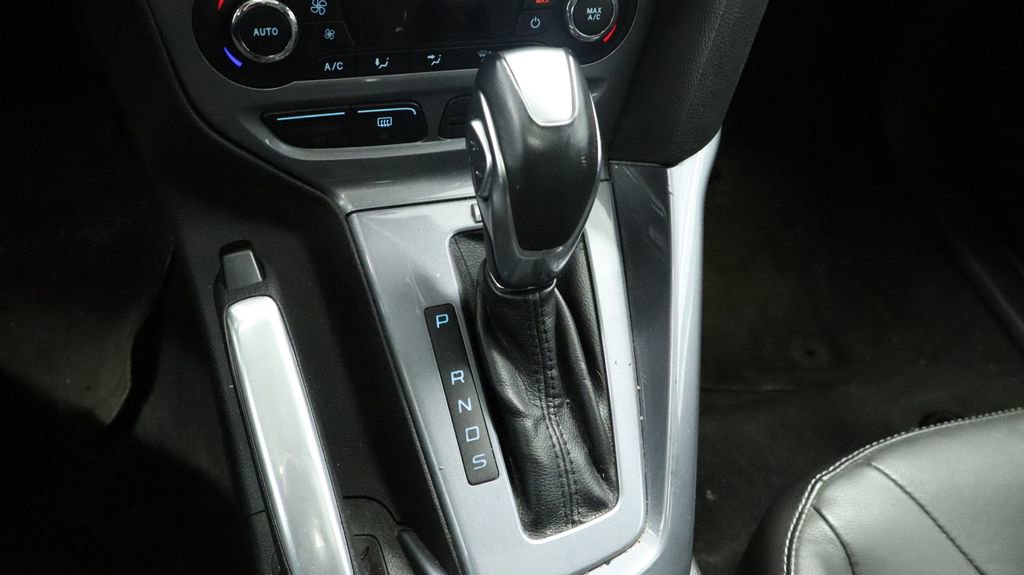 Thumbnail: 2013 Ford Focus - 35