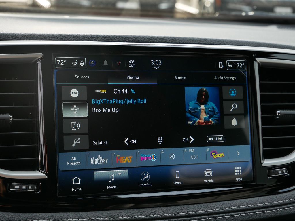 Thumbnail: 2026 Chrysler Pacifica - 30