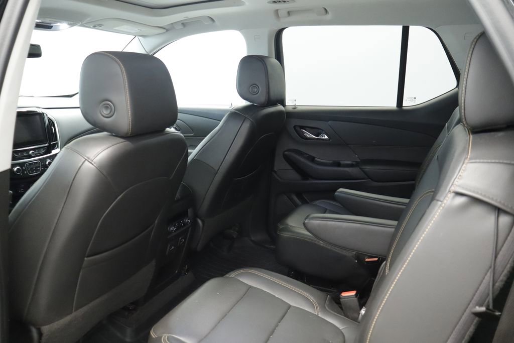 Thumbnail: 2021 Chevrolet Traverse - 22