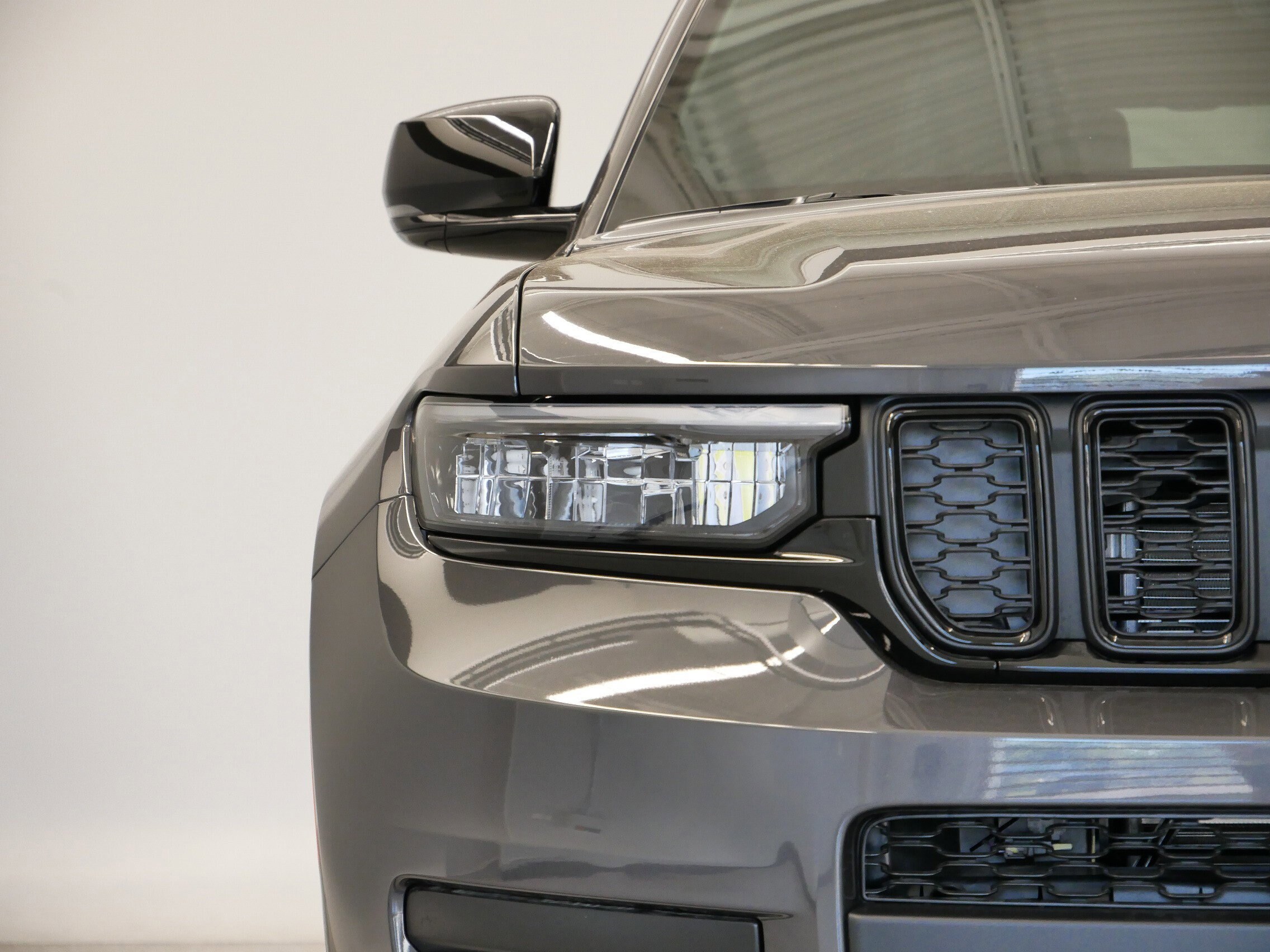 Thumbnail: 2025 Jeep Grand Cherokee L - 11