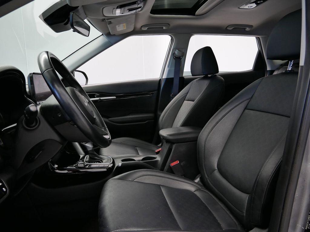 Thumbnail: 2022 Kia Seltos - 2