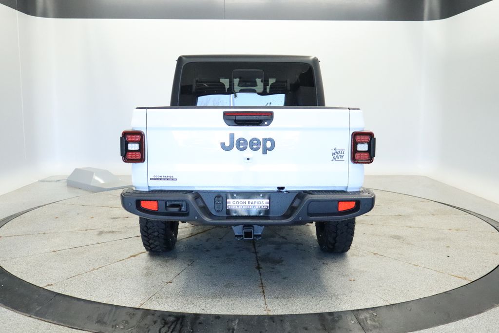 Thumbnail: 2026 Jeep Gladiator - 4