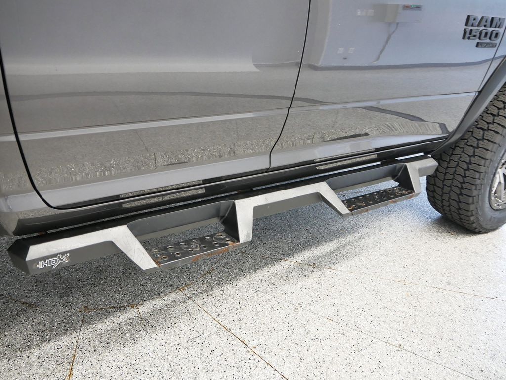 Thumbnail: 2021 RAM 1500 Classic - 48