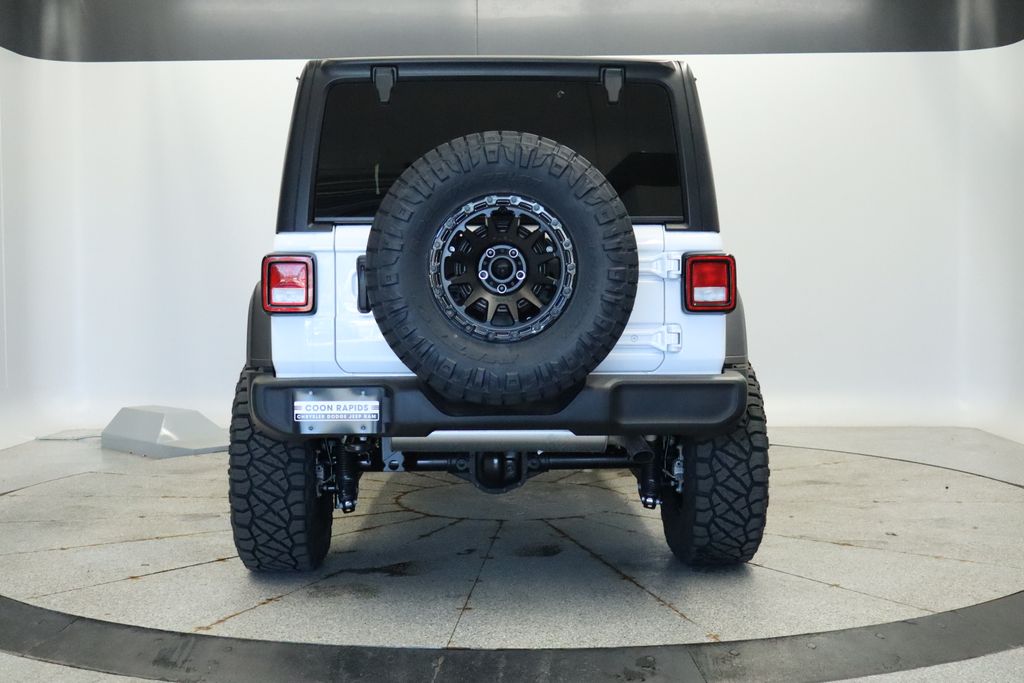 Thumbnail: 2026 Jeep Wrangler - 4