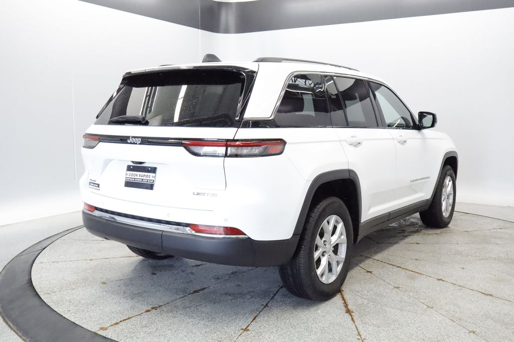 Thumbnail: 2023 Jeep Grand Cherokee - 6