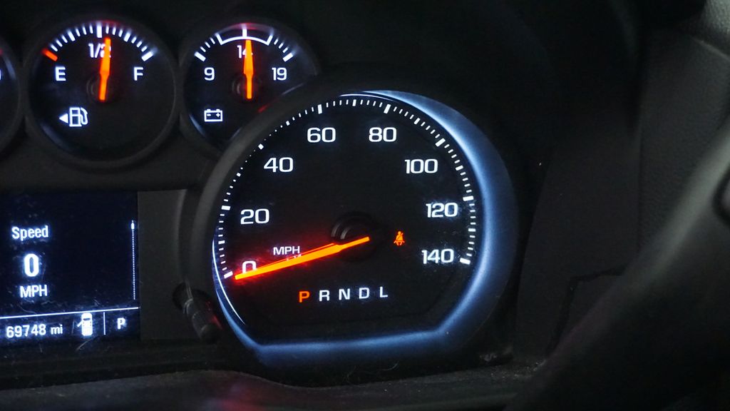 Thumbnail: 2024 GMC Sierra 3500 - 38