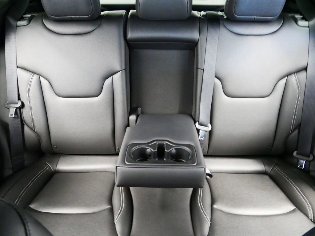 Thumbnail: 2025 Jeep Compass - 21