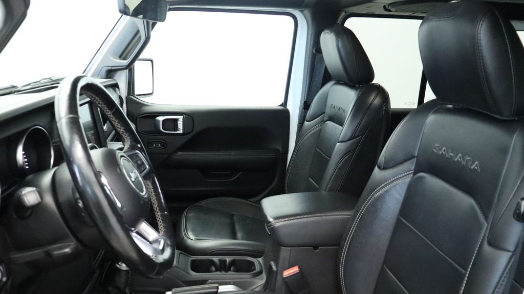 Thumbnail: 2021 Jeep Wrangler - 25