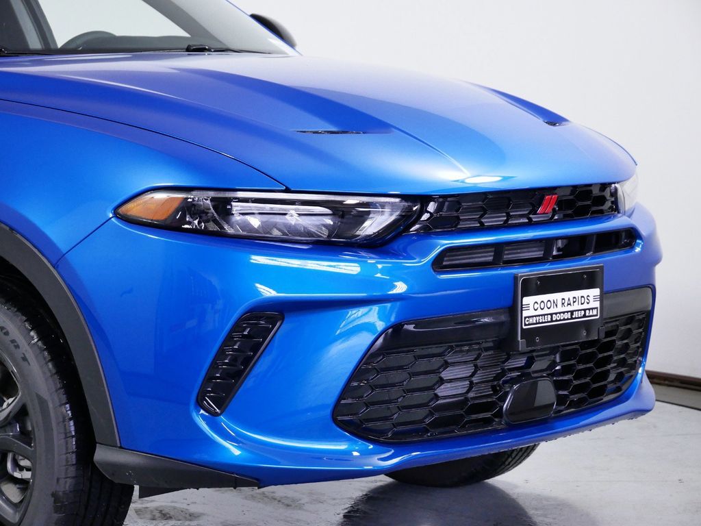 Thumbnail: 2024 Dodge Hornet - 3