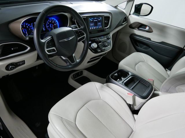 2018 Chrysler Pacifica Touring 23