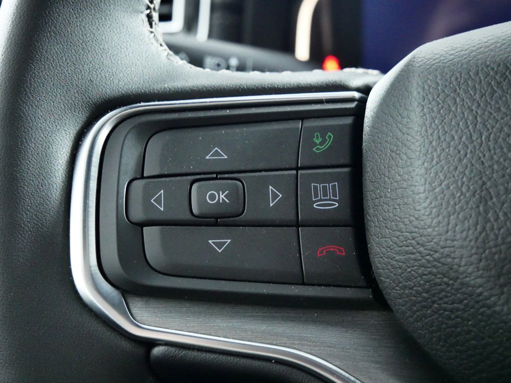 Thumbnail: 2024 Jeep Wagoneer - 40