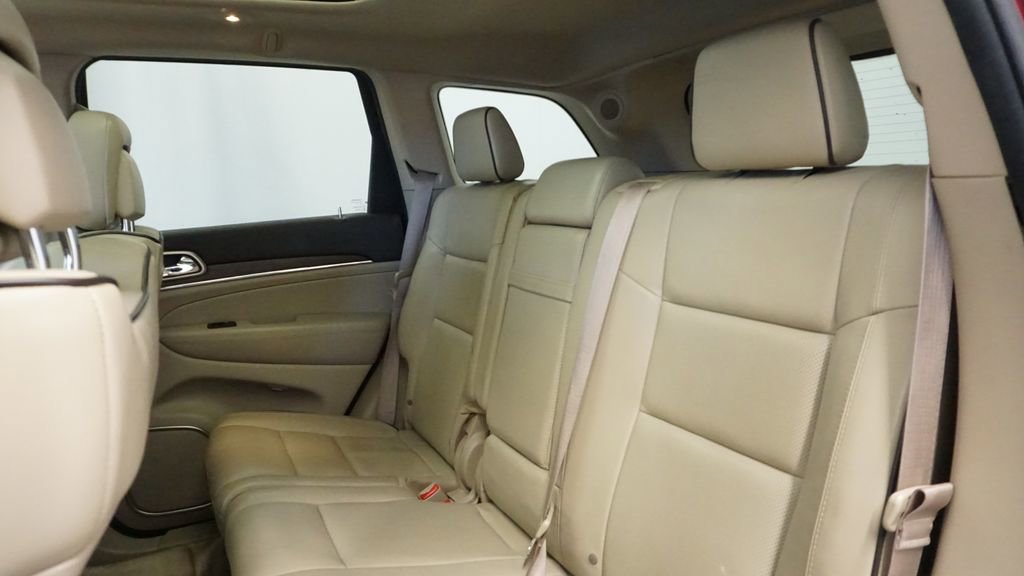 Thumbnail: 2016 Jeep Grand Cherokee - 29