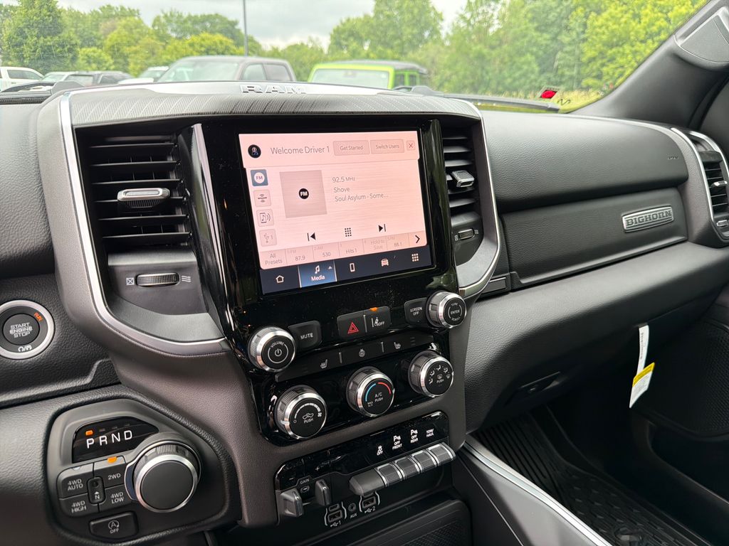 Thumbnail: 2026 RAM 1500 - 28