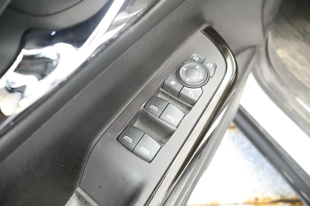 Thumbnail: 2022 GMC Acadia - 33
