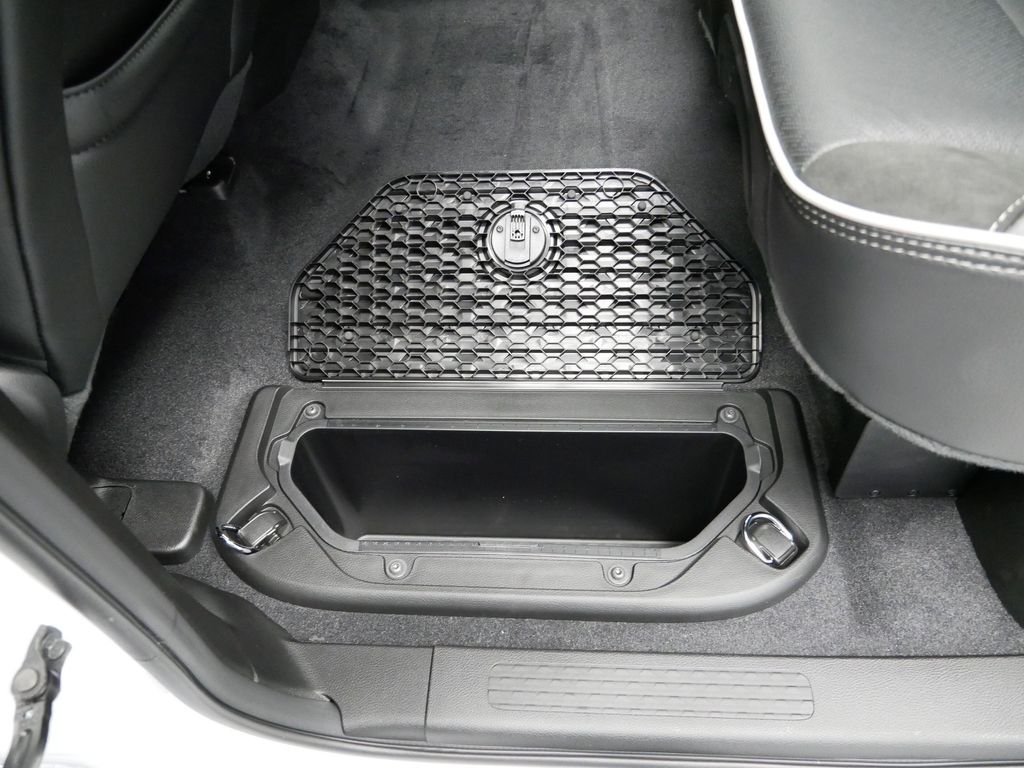 Thumbnail: 2026 RAM 1500 - 10