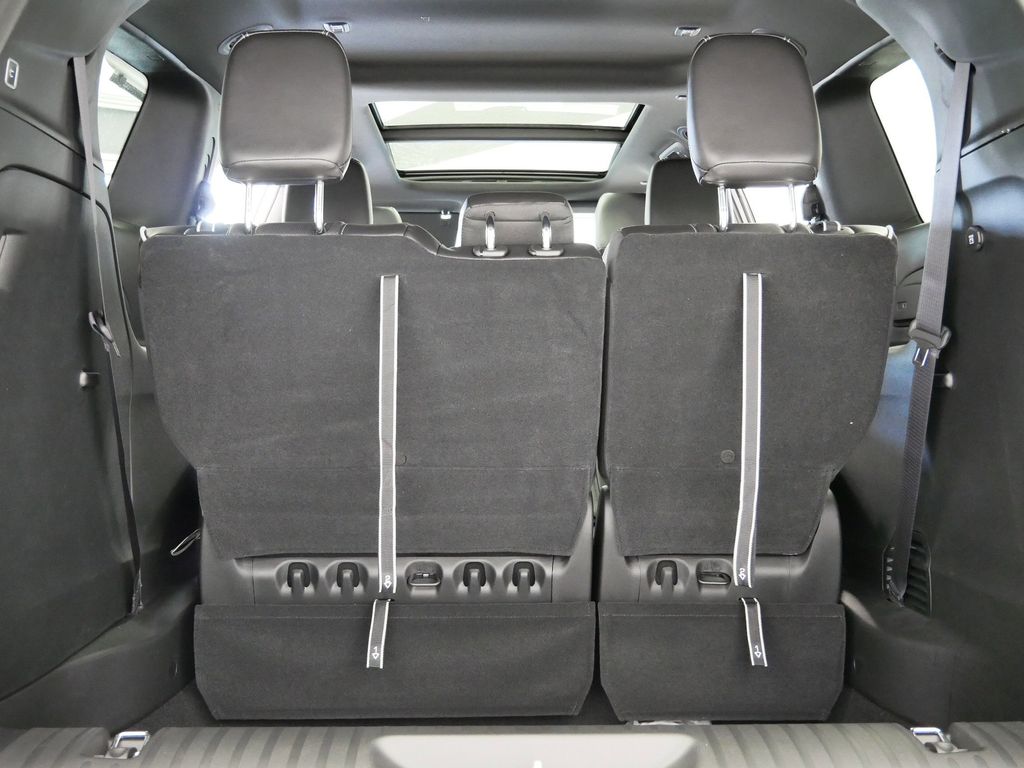 Thumbnail: 2026 Chrysler Pacifica - 12