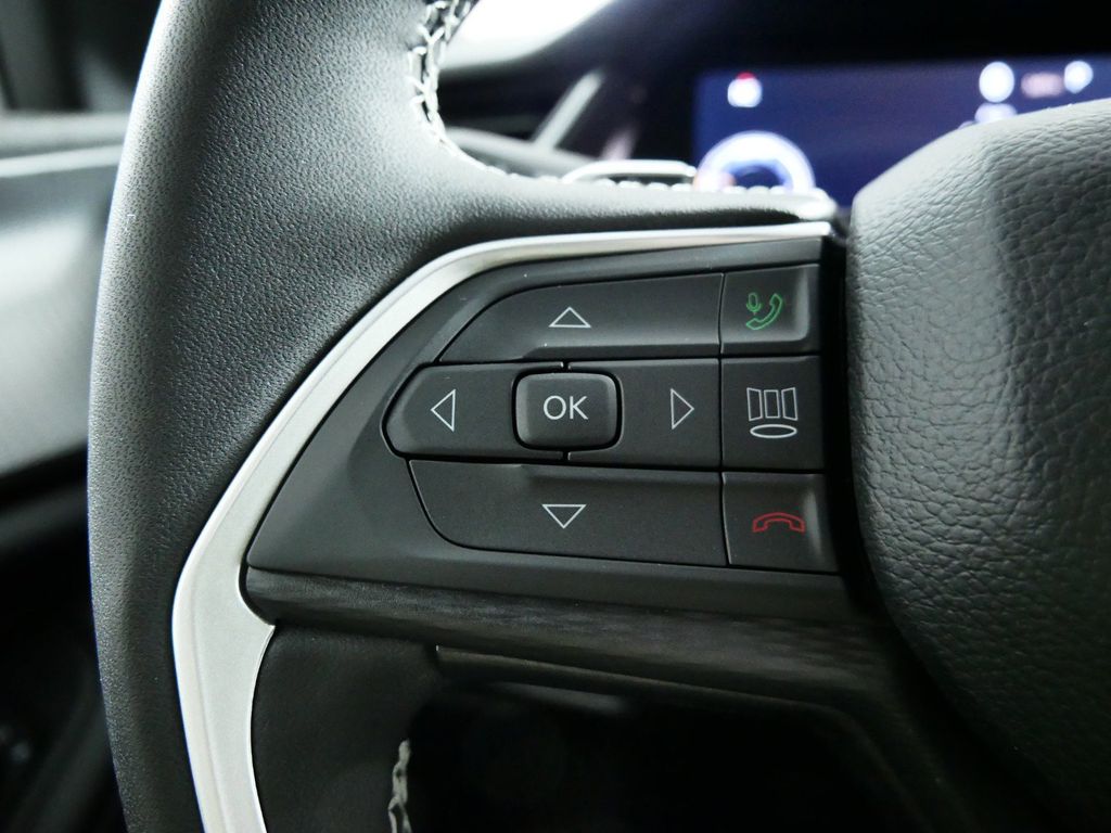 Thumbnail: 2024 Jeep Grand Cherokee - 39