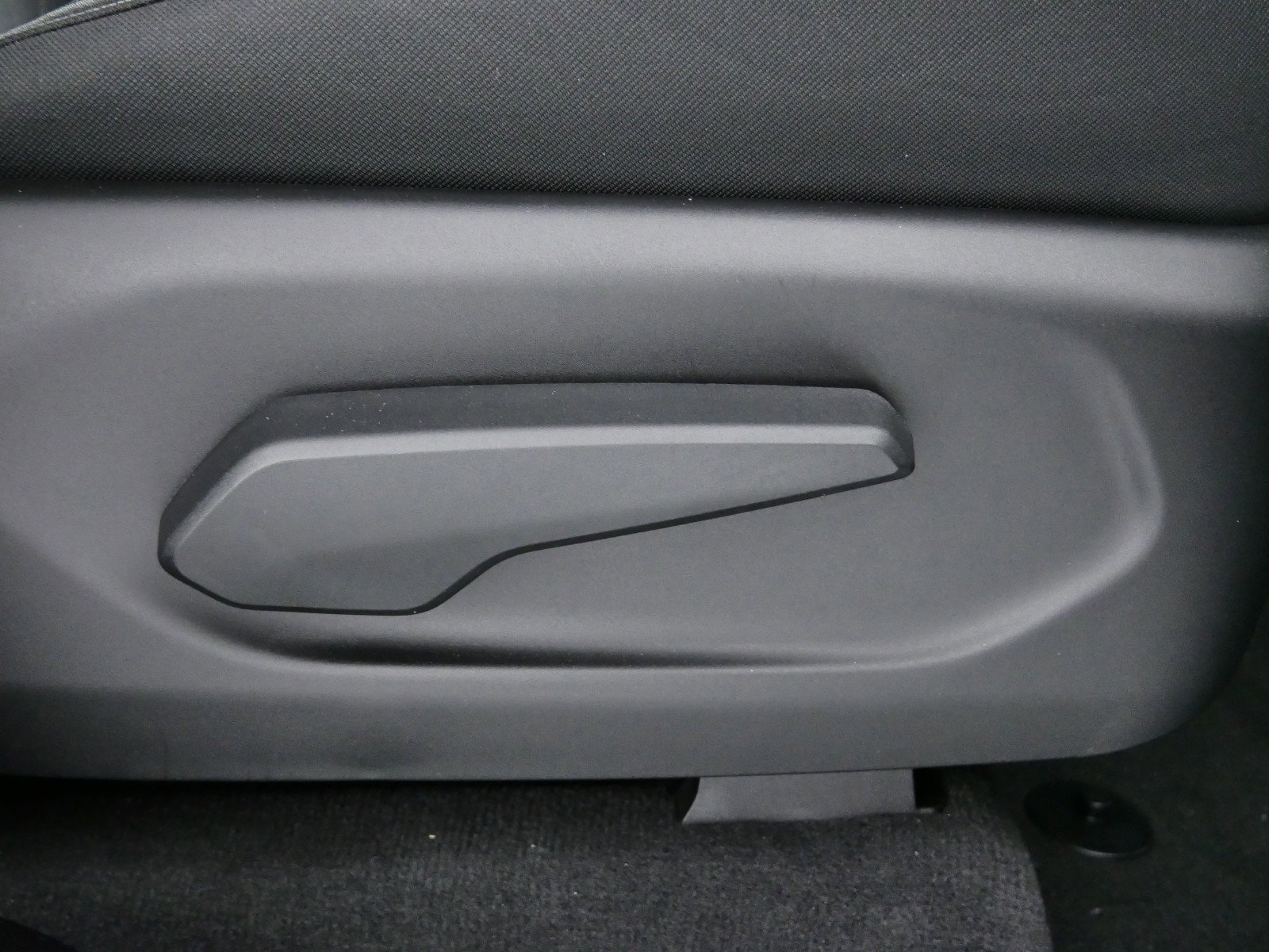 Thumbnail: 2025 Jeep Grand Cherokee - 16