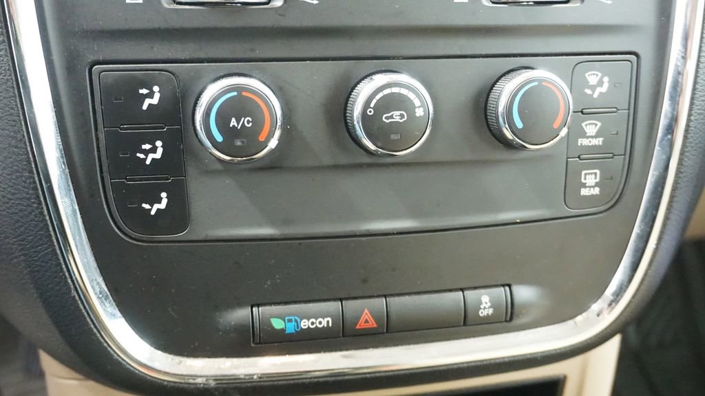 Thumbnail: 2013 Dodge Grand Caravan - 36