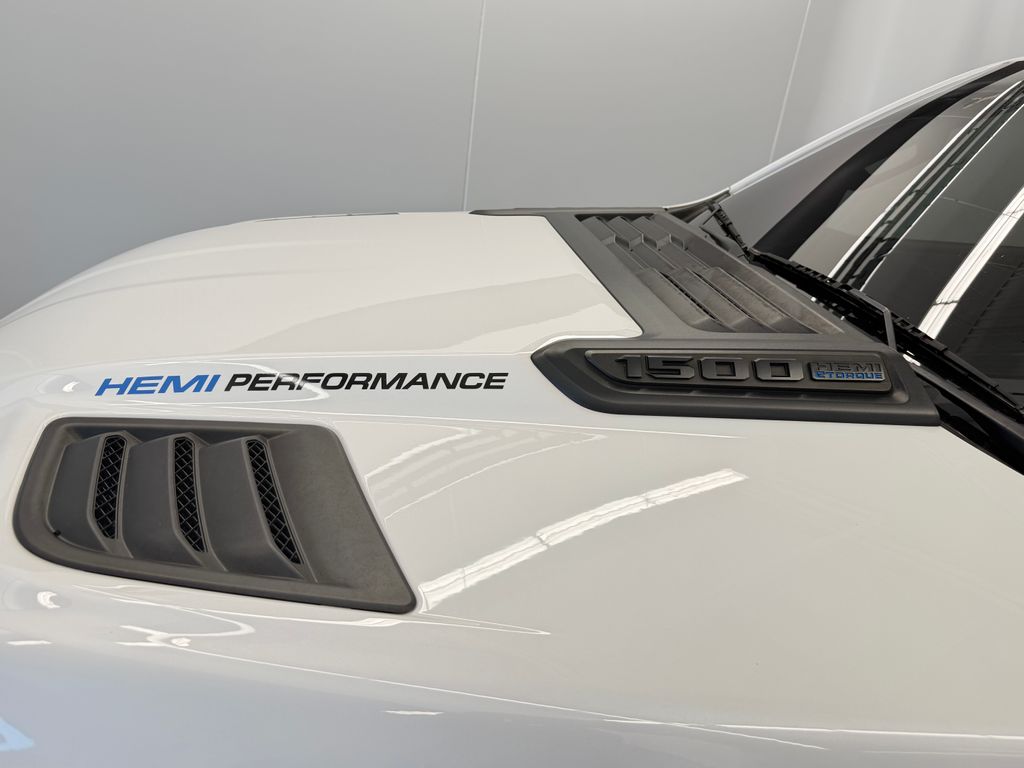 Thumbnail: 2023 RAM 1500 - 16