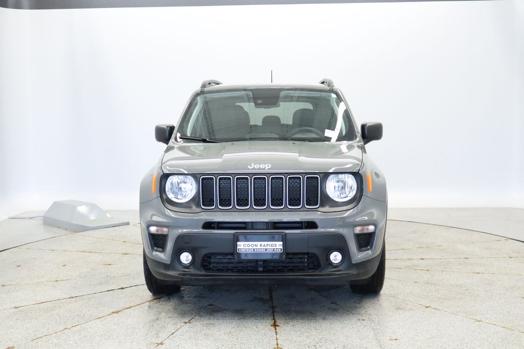 Thumbnail: 2022 Jeep Renegade - 11
