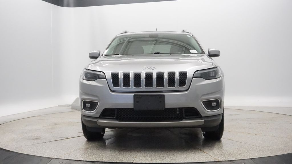 Thumbnail: 2019 Jeep Cherokee - 11