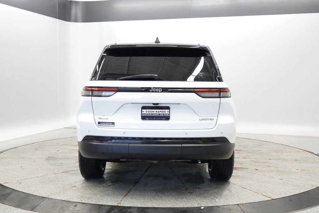 Thumbnail: 2022 Jeep Grand Cherokee - 4