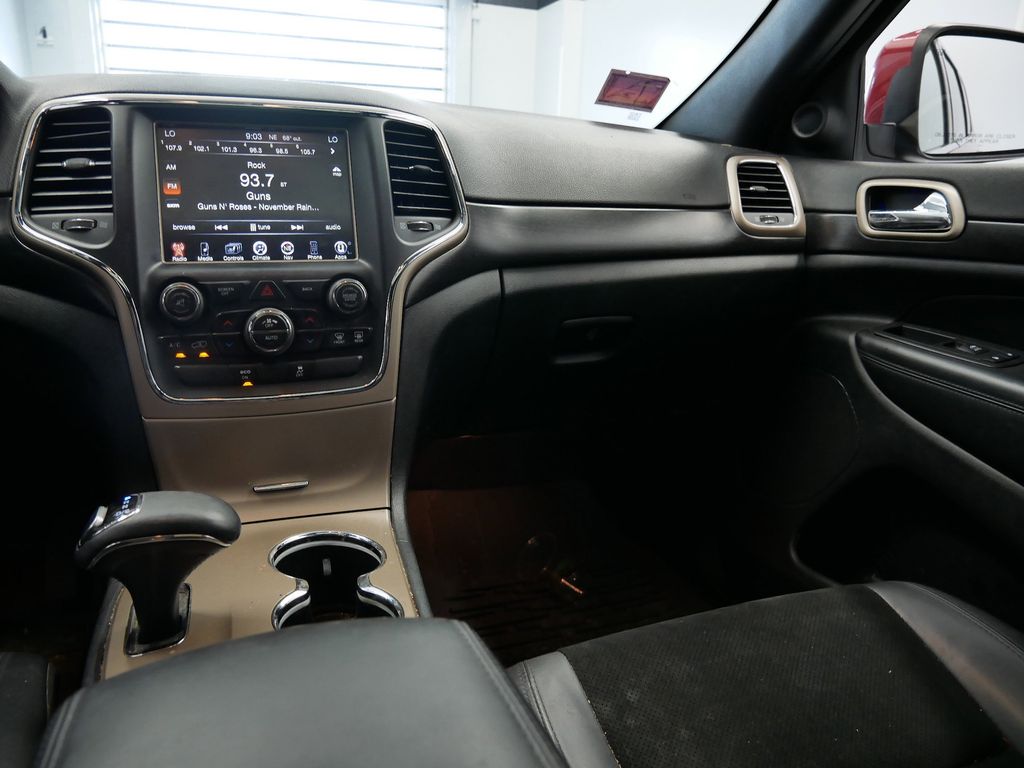 Thumbnail: 2014 Jeep Grand Cherokee - 28
