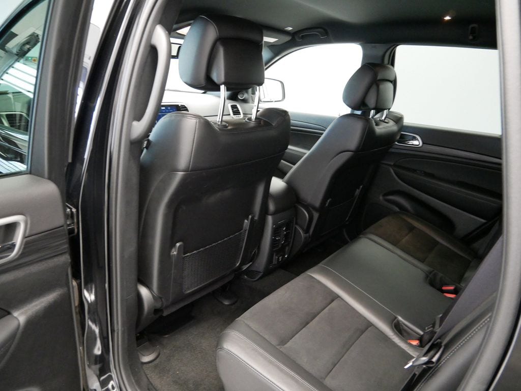 Thumbnail: 2022 Jeep Grand Cherokee - 8