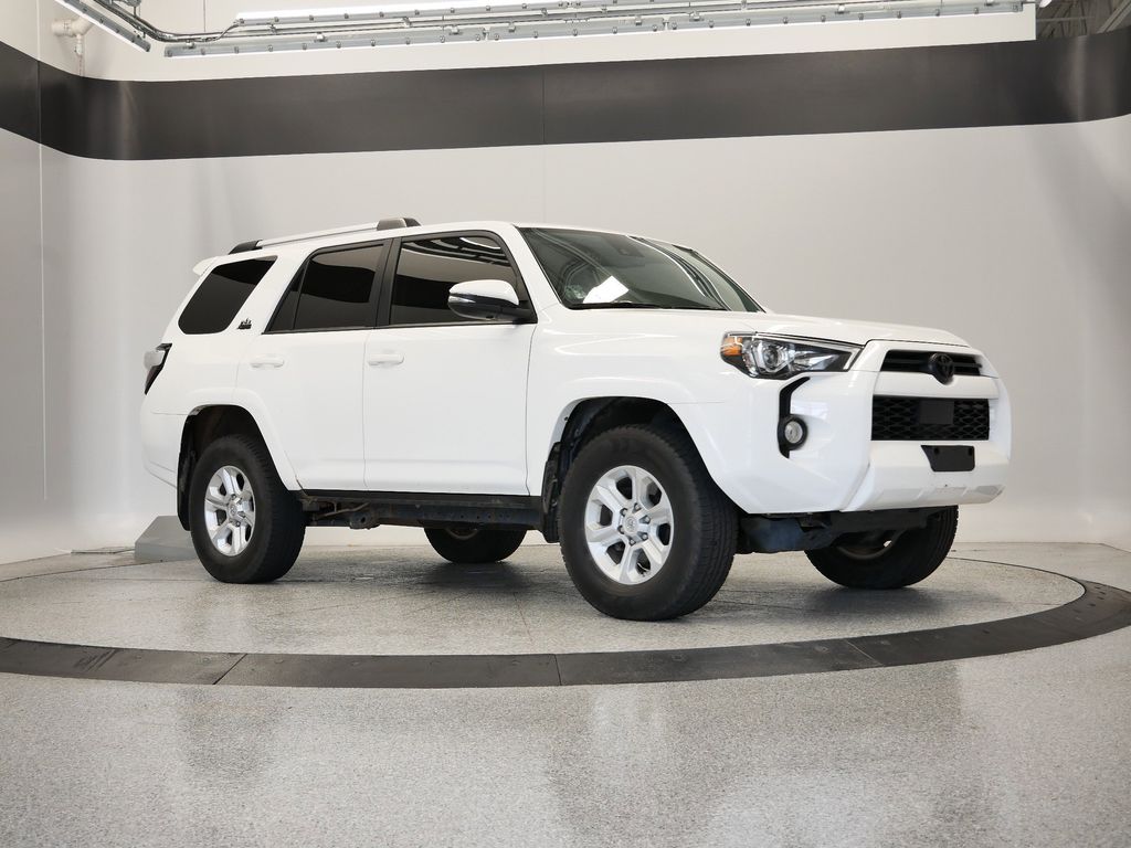 Thumbnail: 2020 Toyota 4Runner - 9