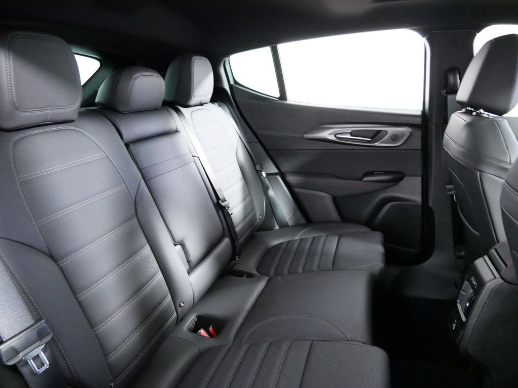 Thumbnail: 2024 Dodge Hornet - 28