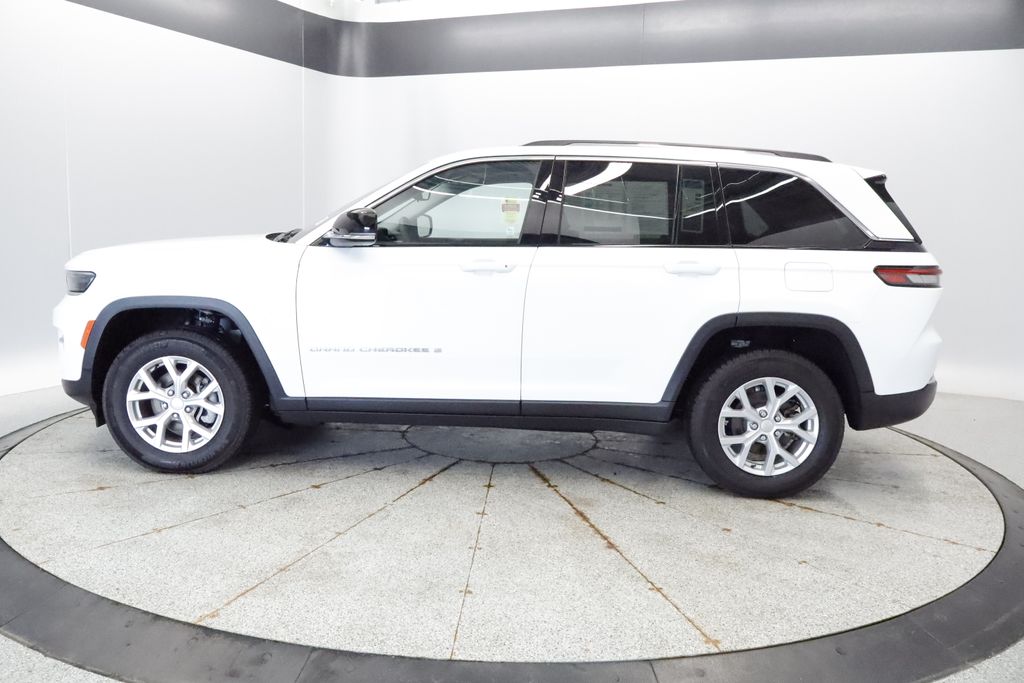 Thumbnail: 2023 Jeep Grand Cherokee - 2