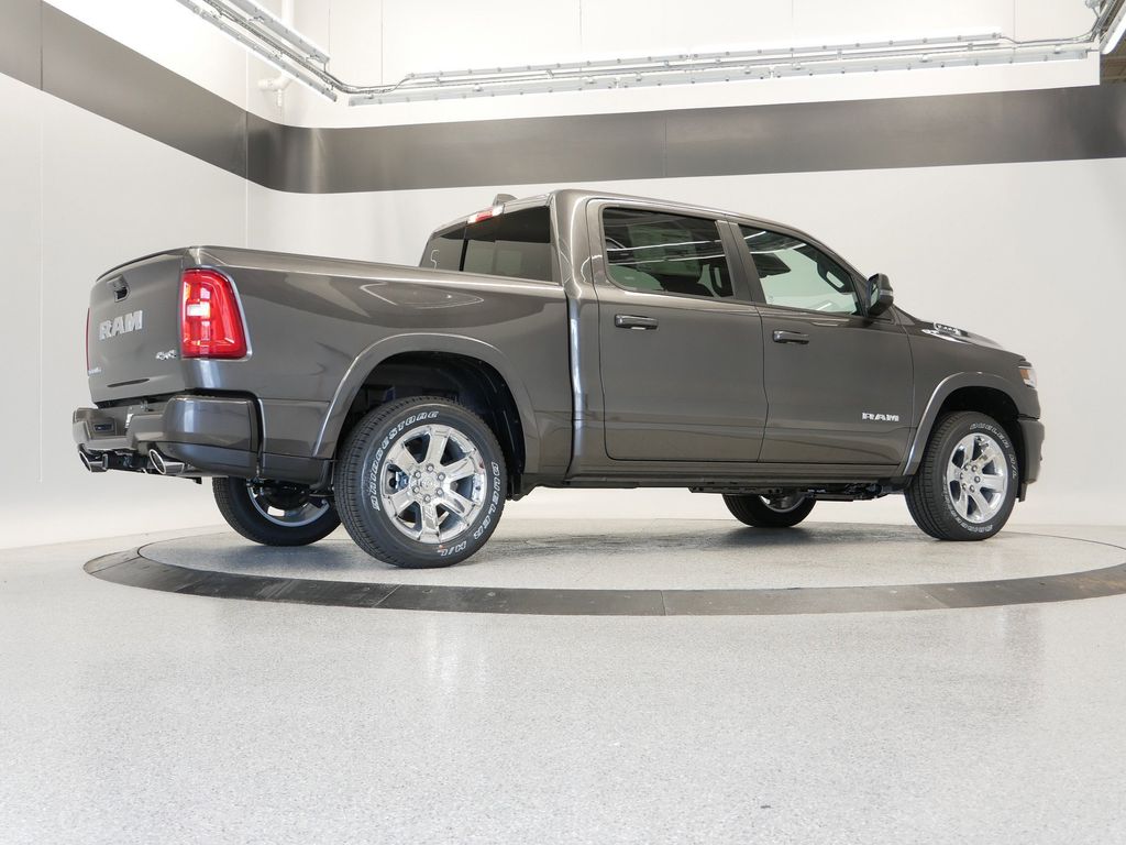 Thumbnail: 2026 RAM 1500 - 10